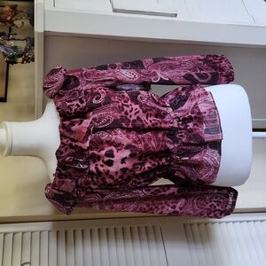 NWT Guess cropped off shoulder blouse  M